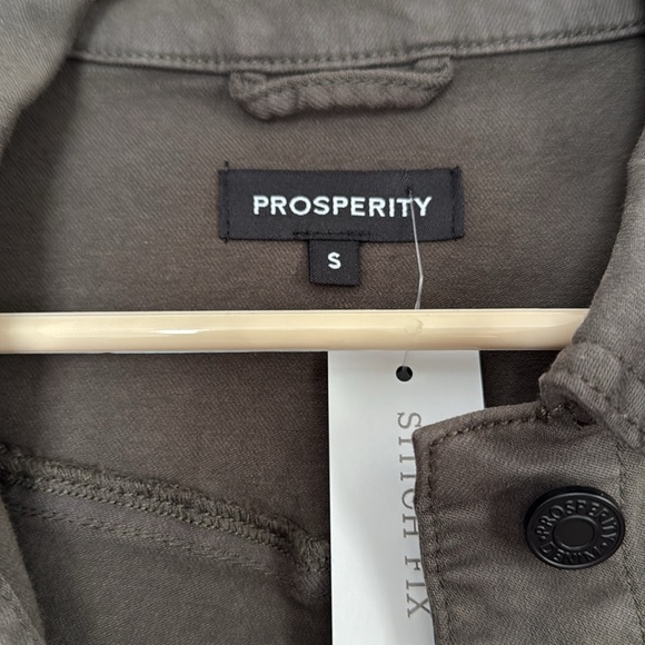 Jacket - Picture 2 of 4